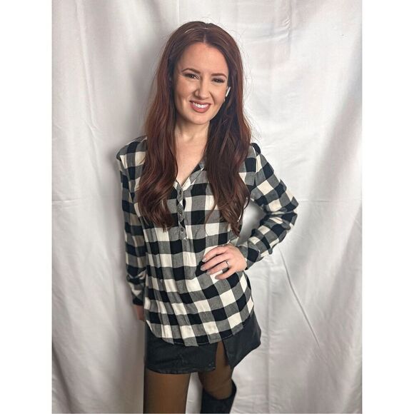 Universal Thread Top - Picture 6 of 12